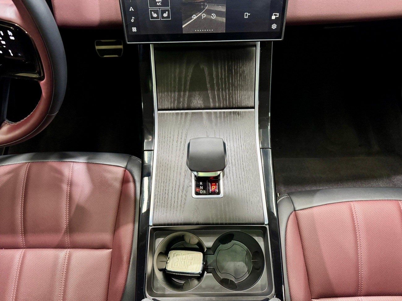 Land Rover Range Rover 2025