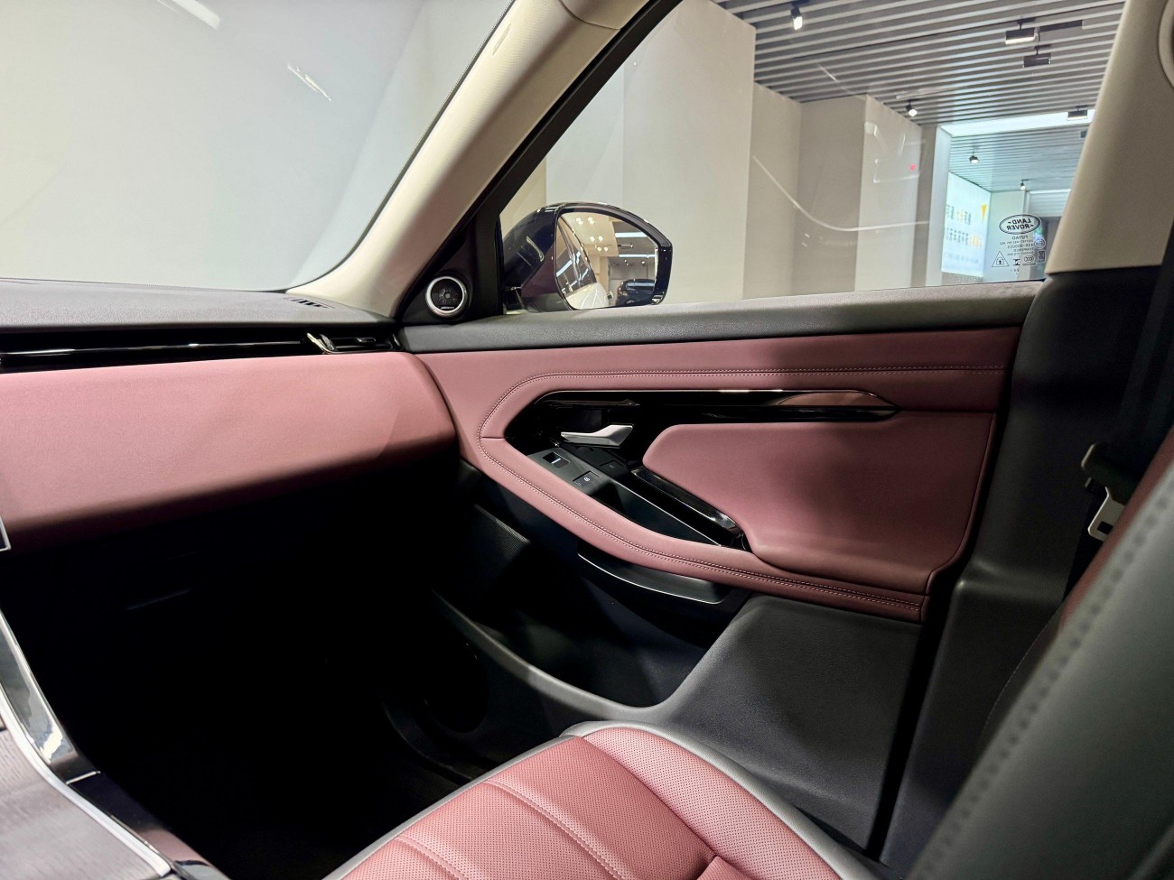 Land Rover Range Rover 2025