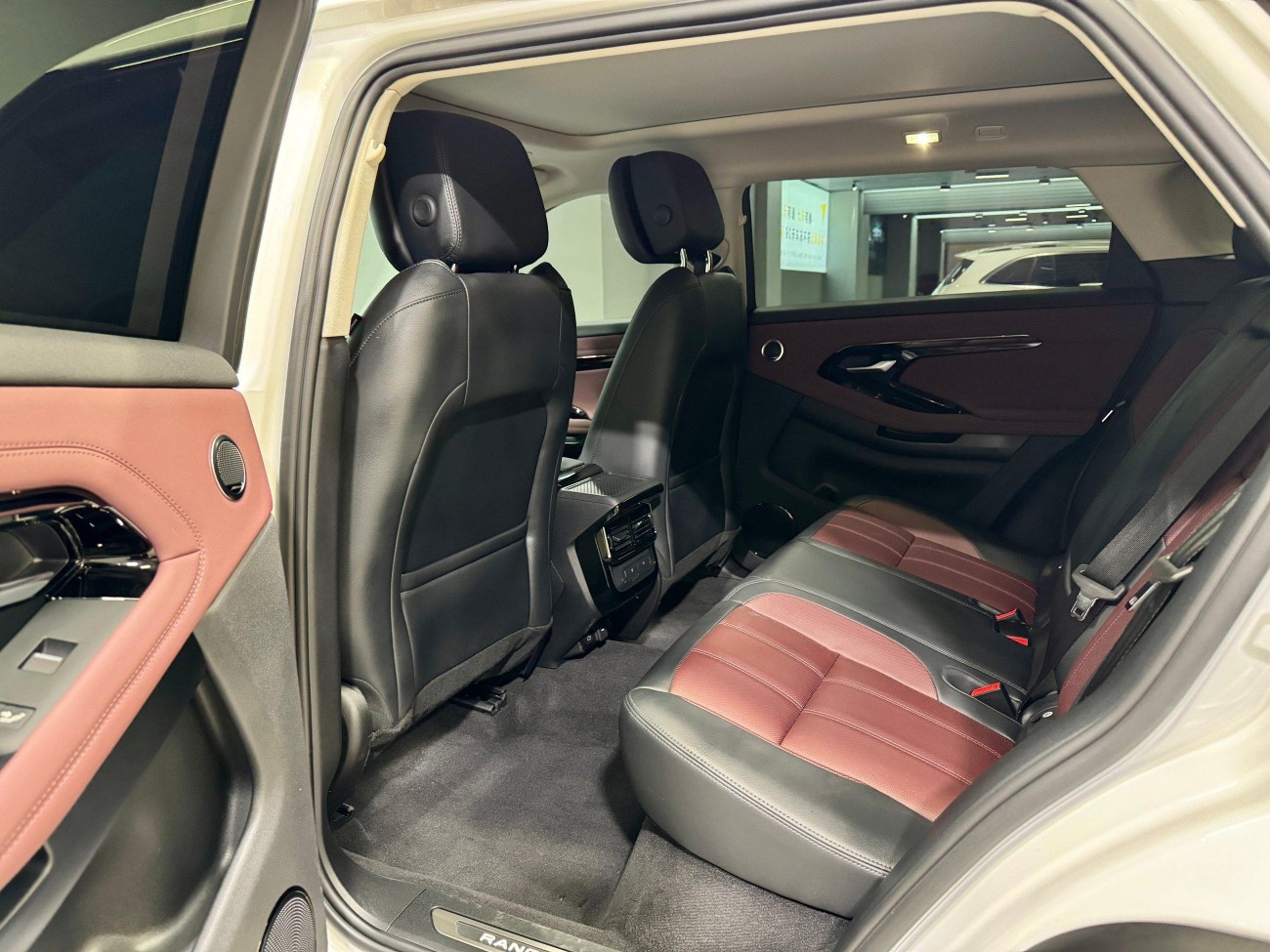 Land Rover Range Rover 2025
