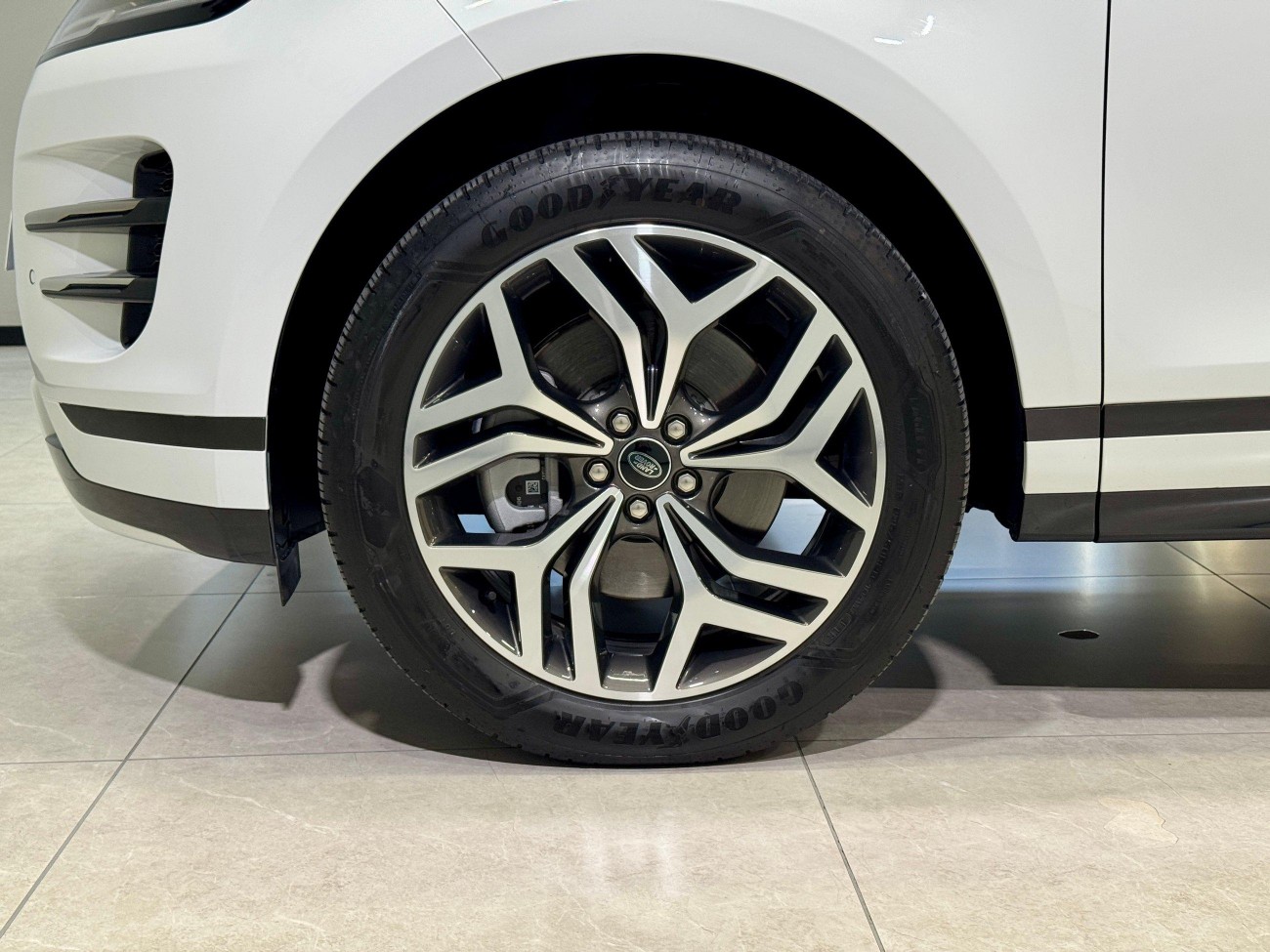 Land Rover Range Rover 2025