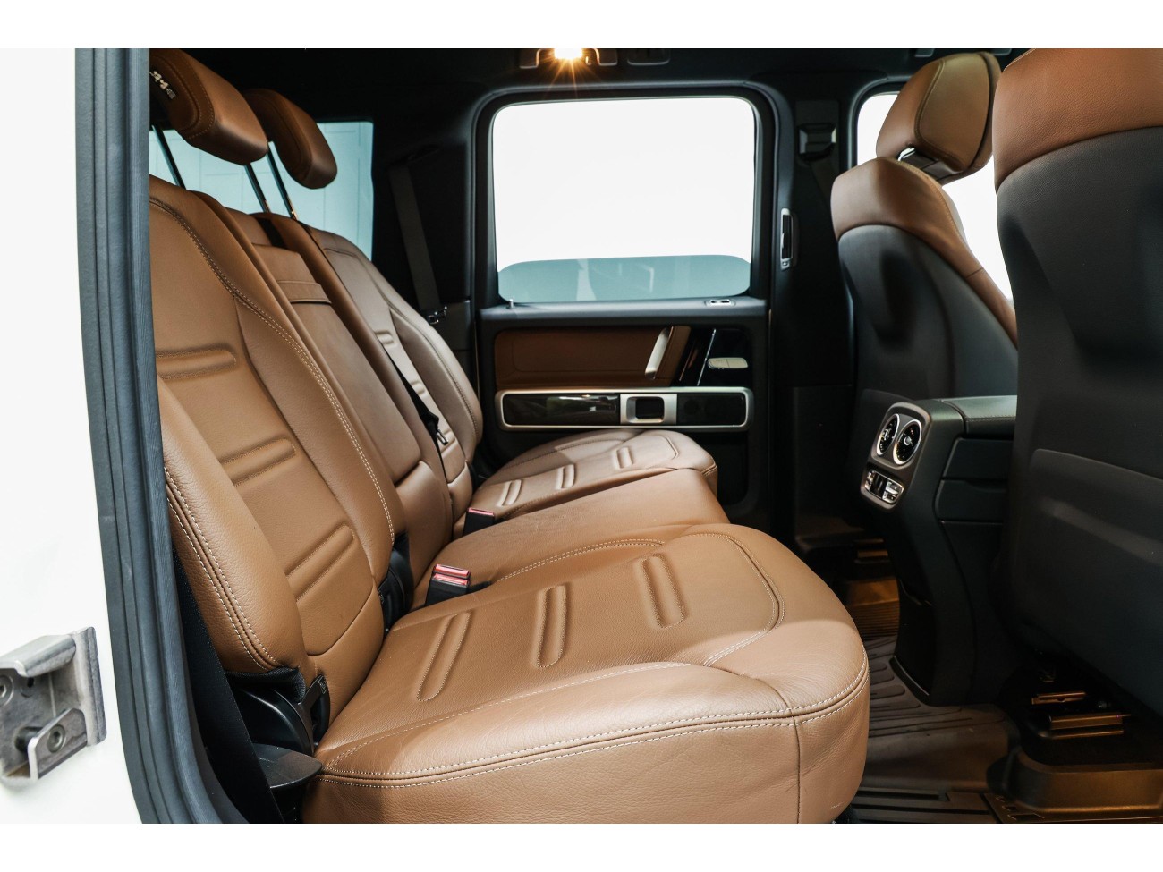 Mercedes-Benz G350d 2023