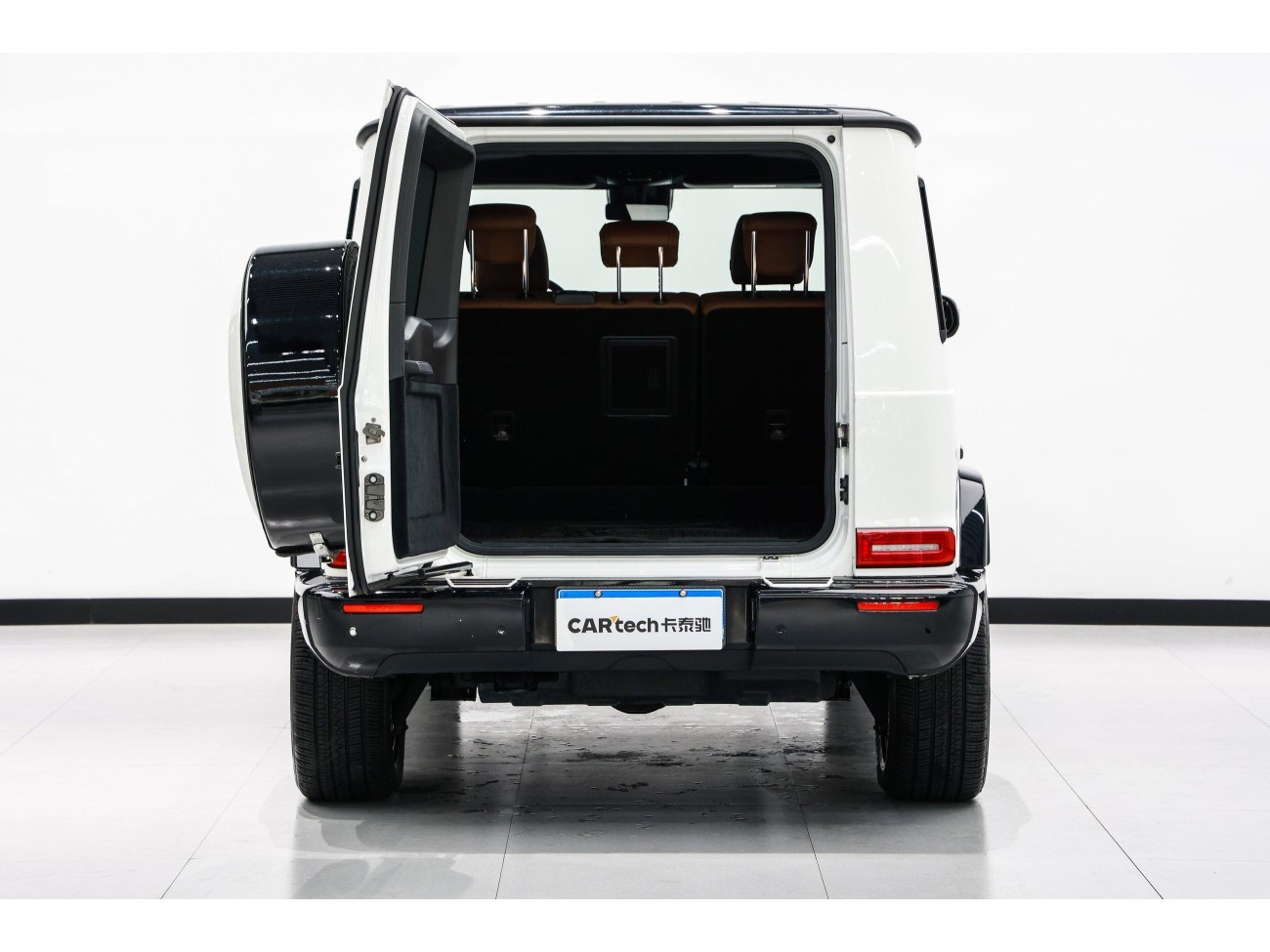 Mercedes-Benz G350d 2023