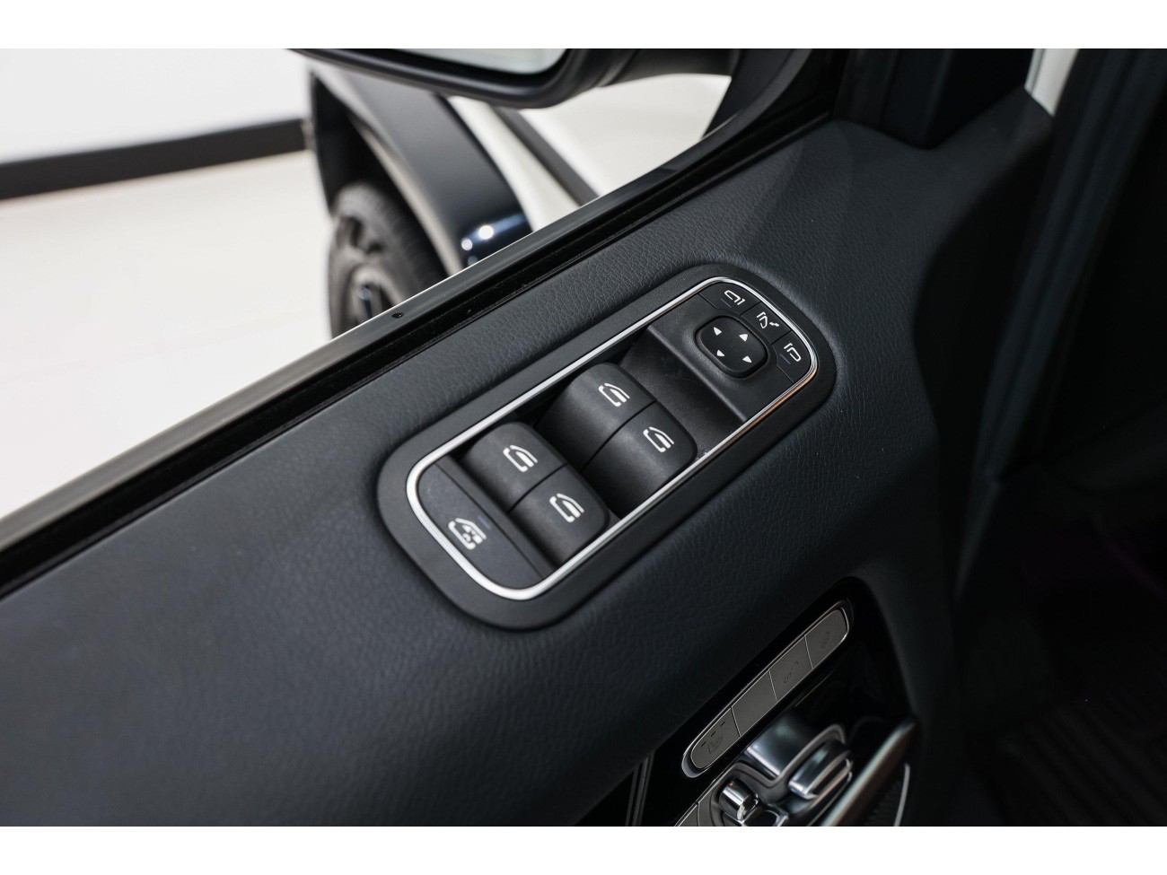 Mercedes-Benz G350d 2023