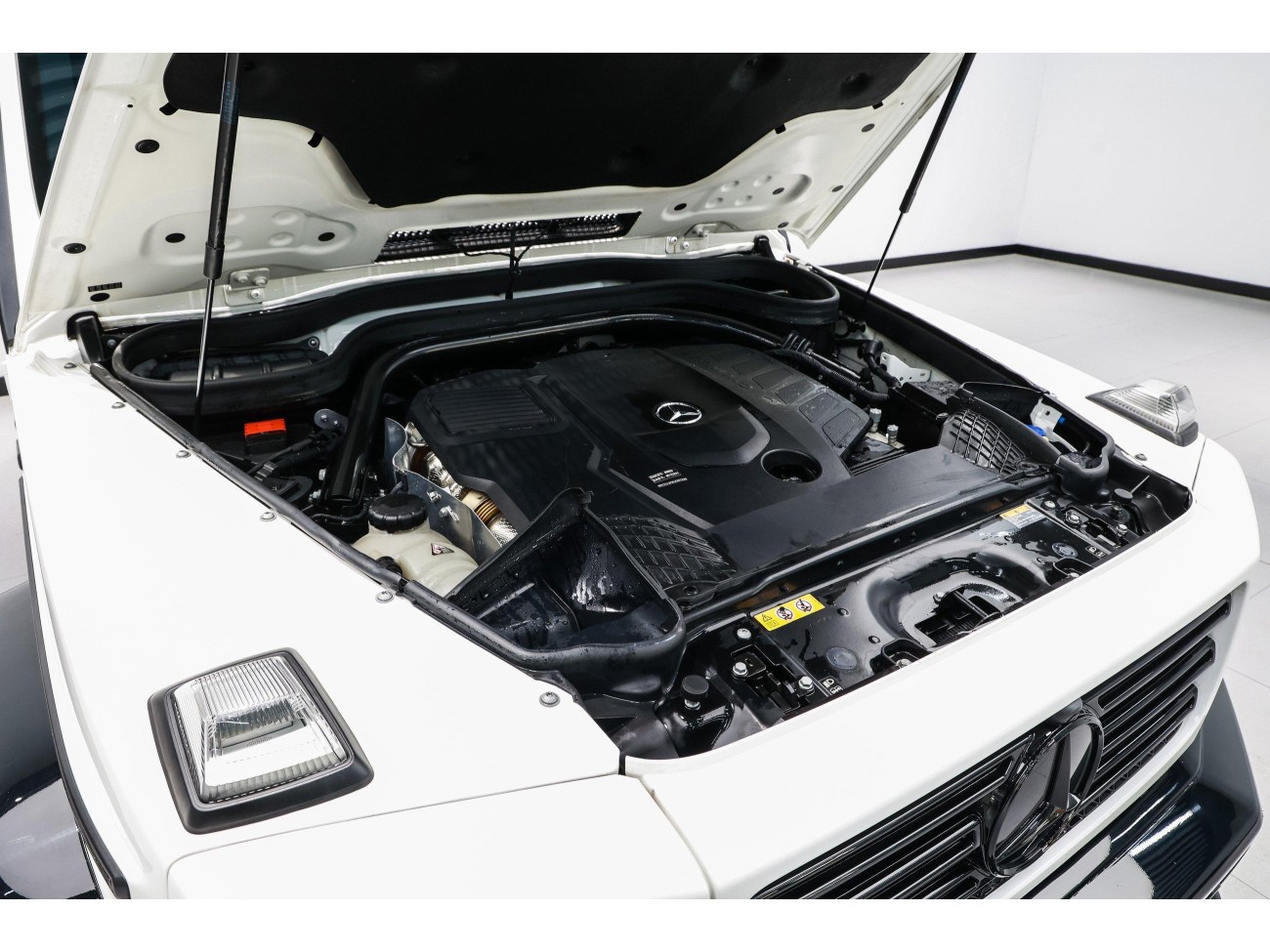 Mercedes-Benz G350d 2023