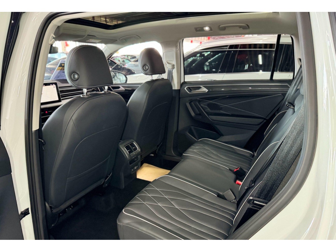 Volkswagen Tiguan L 2024