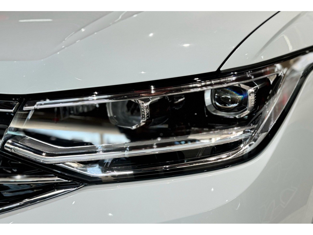 Volkswagen Tiguan L 2024