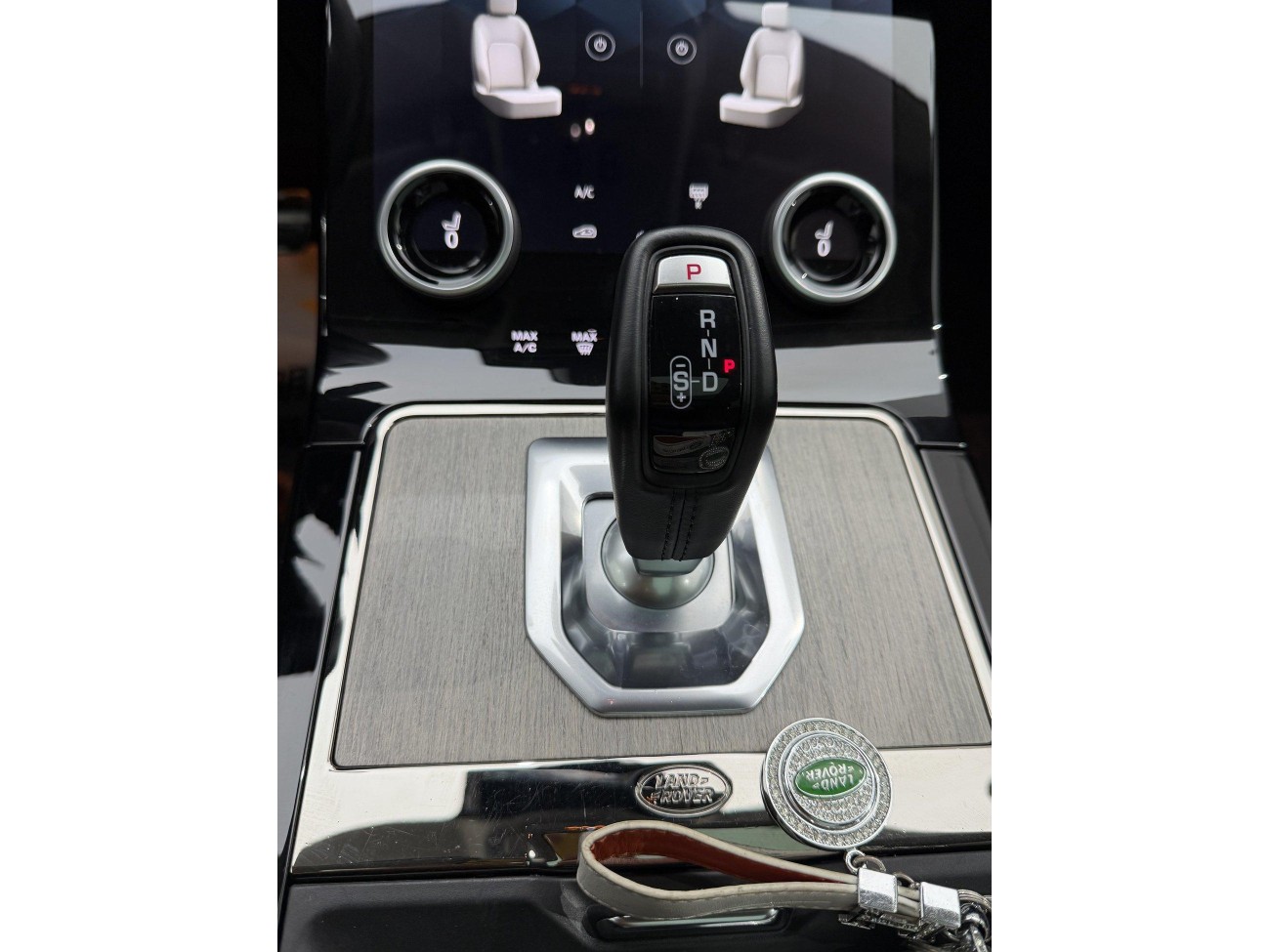 Land Rover Range Rover 2023