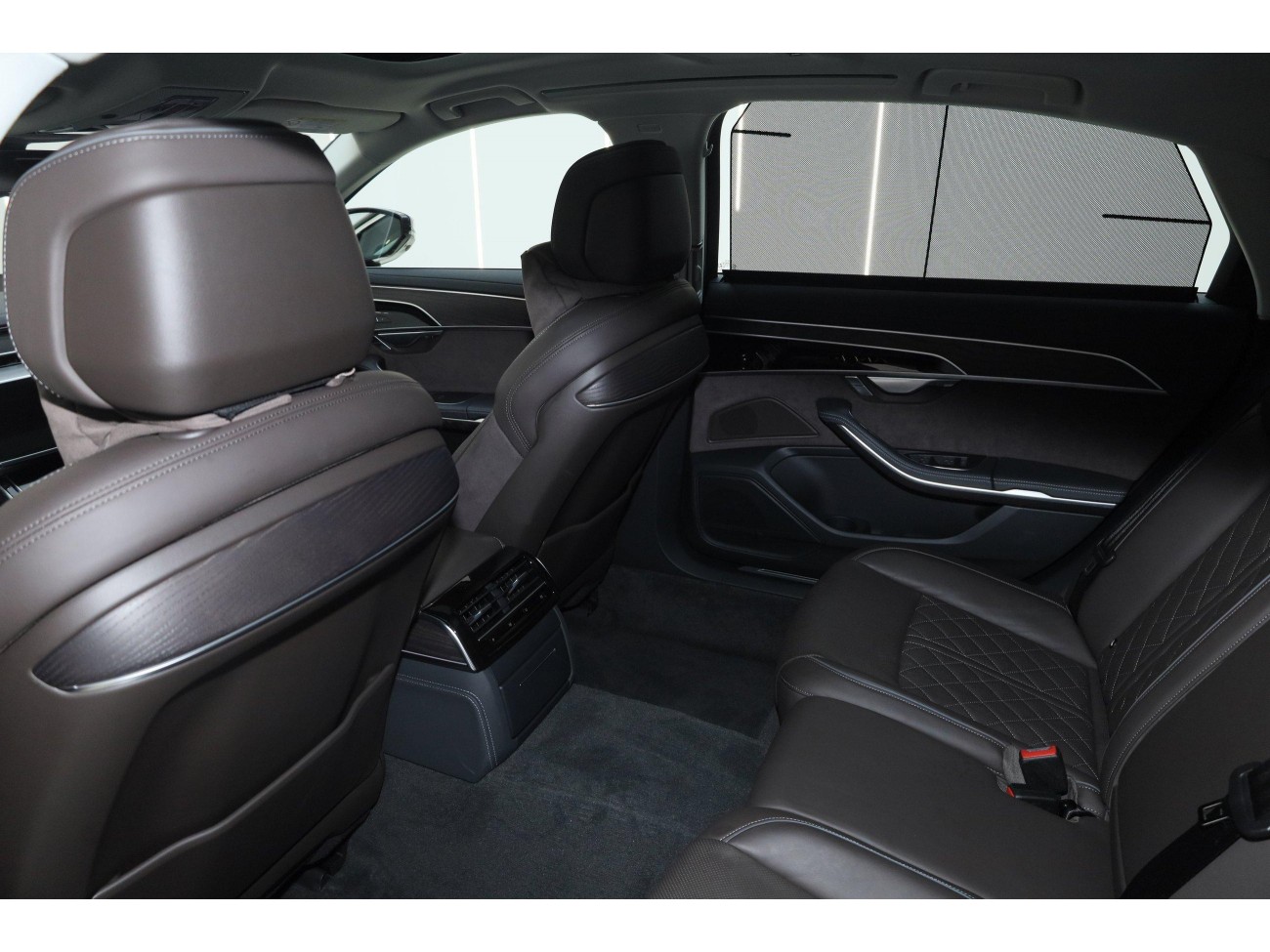 Audi A8L 50 TFSI 2023