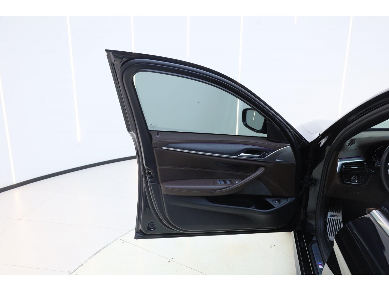 BMW 530Li 2023