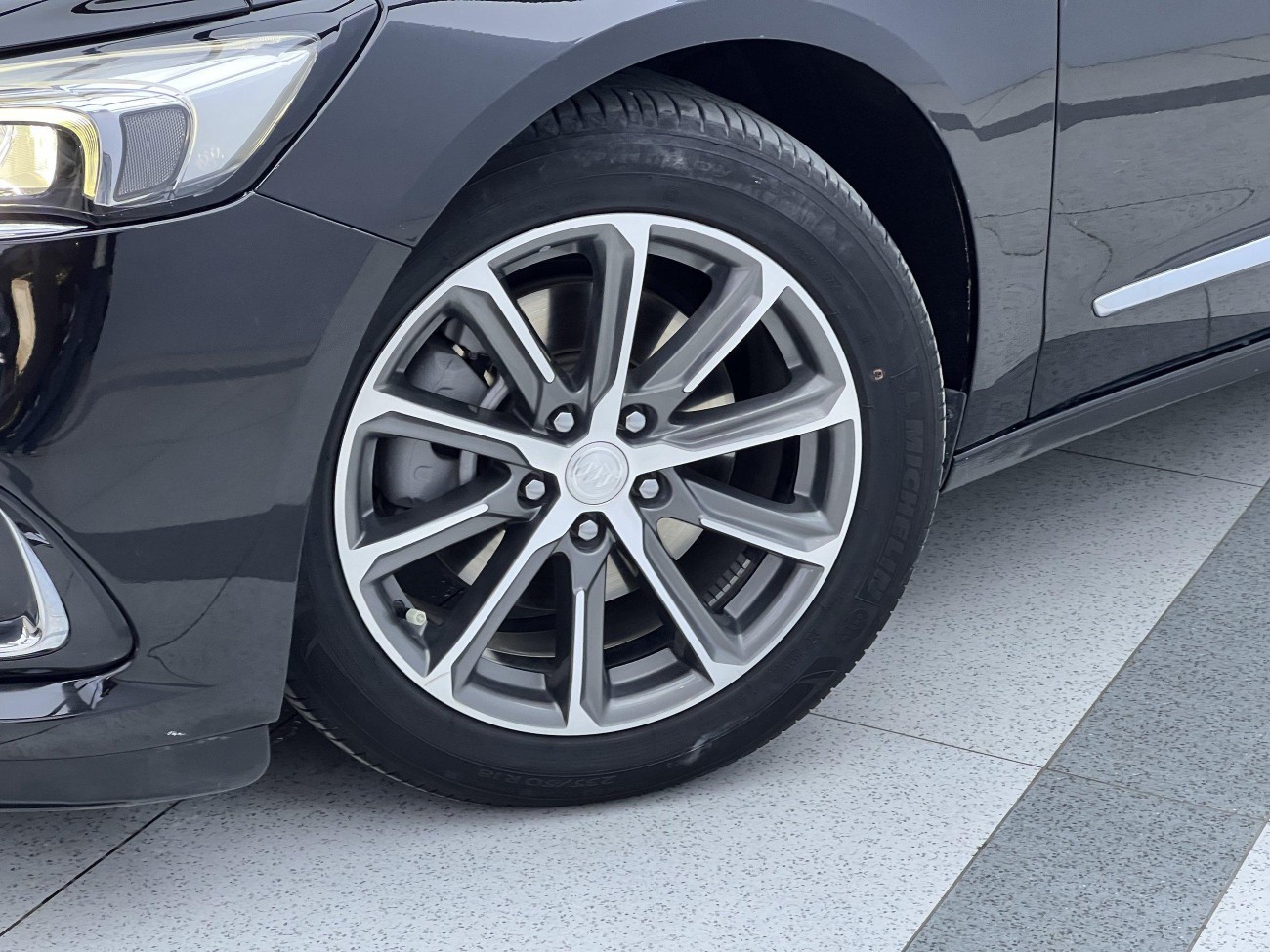 Buick LaCrosse 2022