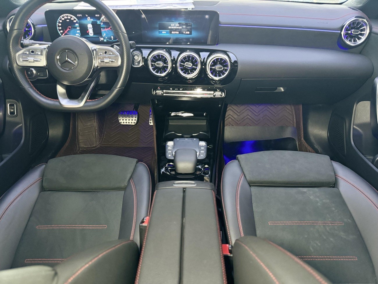 Mercedes-Benz CLA 200 2021