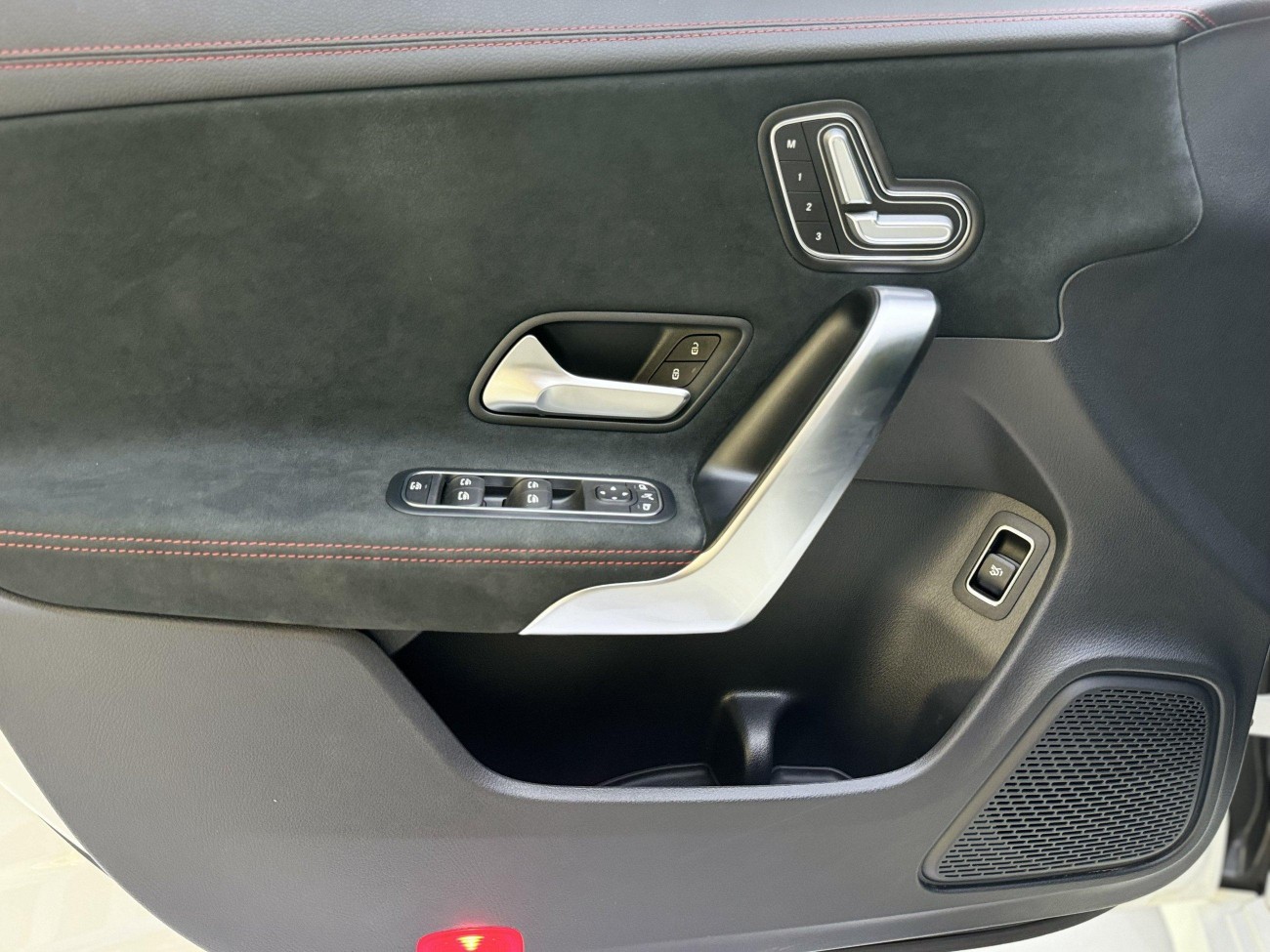 Mercedes-Benz CLA 200 2021