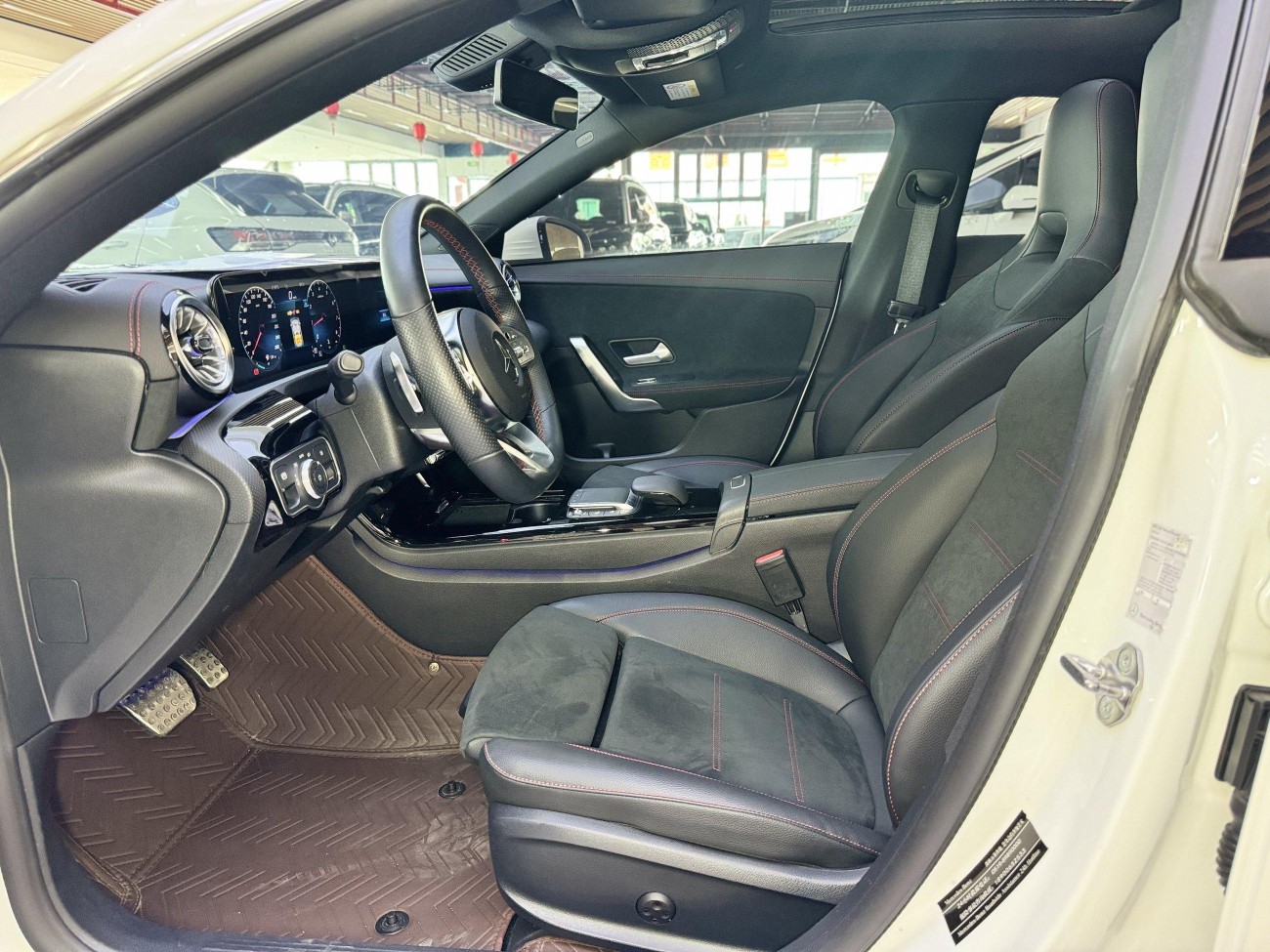 Mercedes-Benz CLA 200 2021