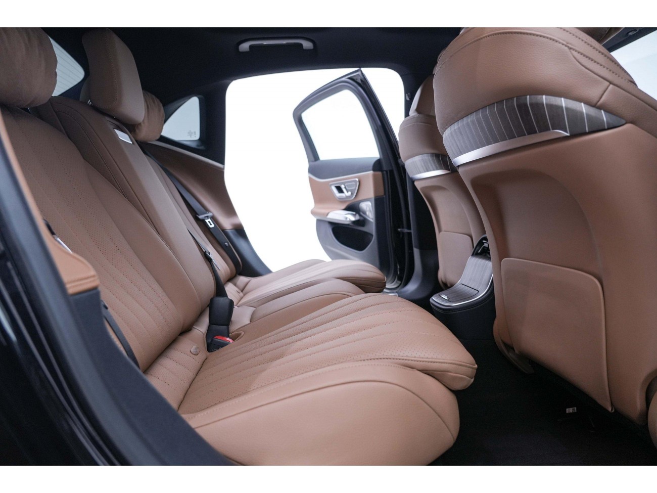 Mercedes-Benz E 300 L 2024