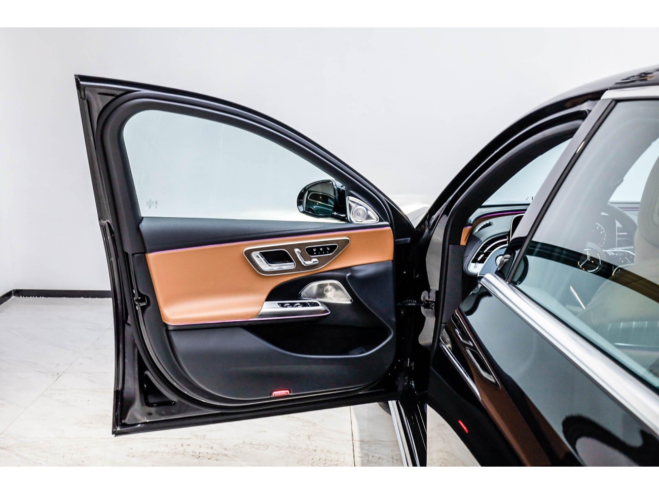 Mercedes-Benz E 300 L 2025