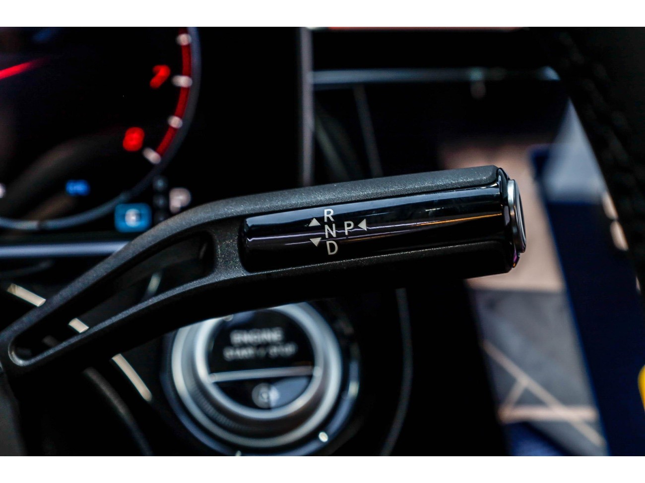 Mercedes-Benz E 300 L 2025