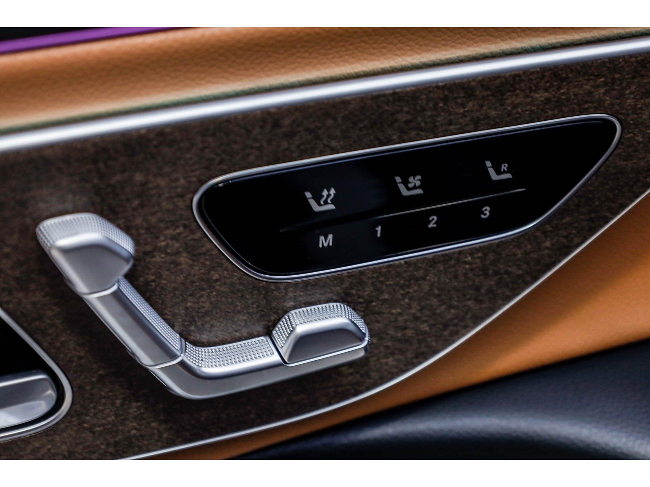 Mercedes-Benz E 300 L 2025