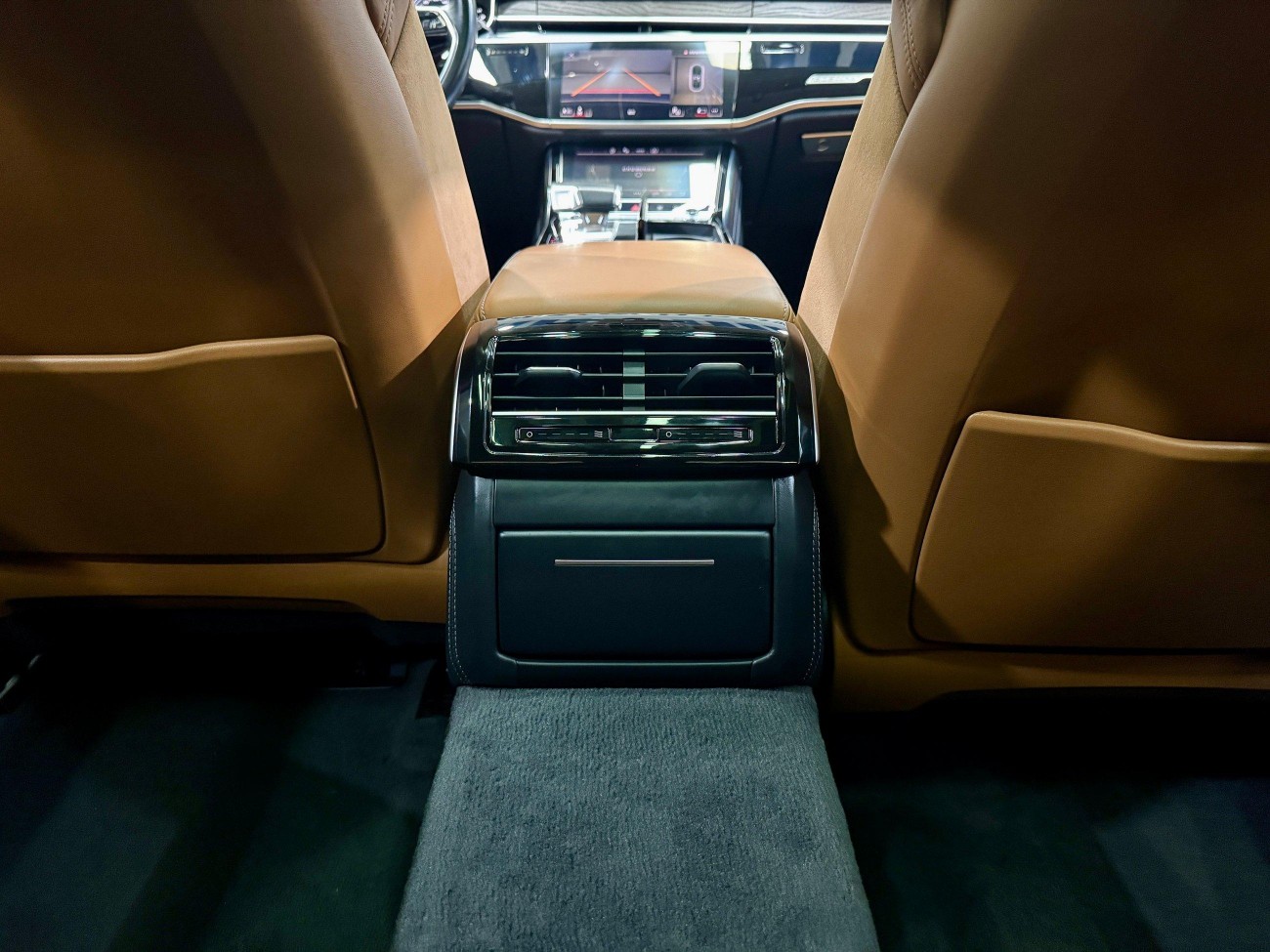 Audi A8L 50 TFSI 2022