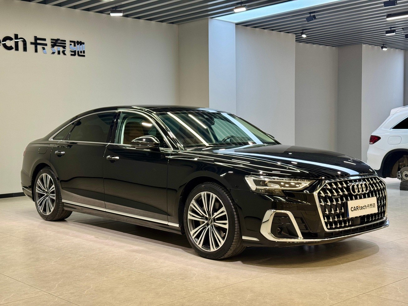 Audi A8L 50 TFSI 2022