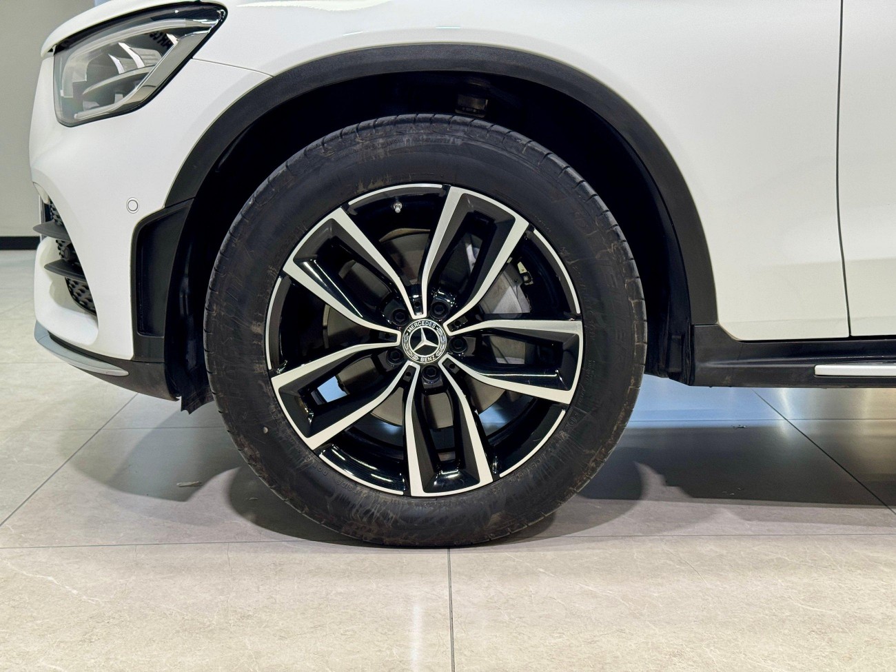 Mercedes-Benz GLC 260 L 2022
