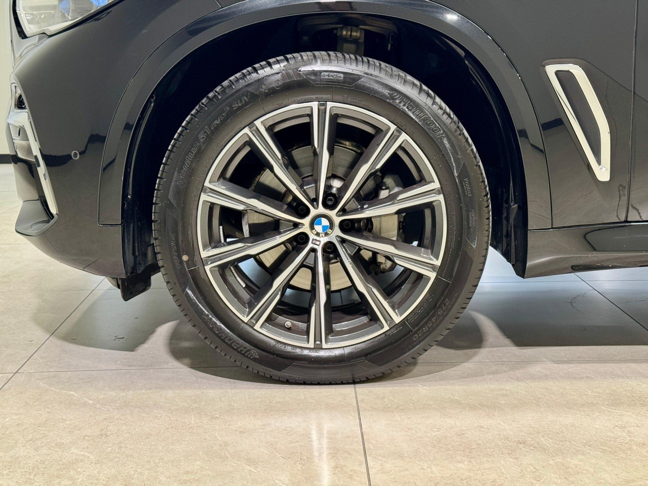 BMW X5 2023