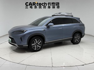 BYD 07 DM-i 2025