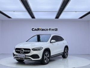Mercedes-Benz GLA 200 2020