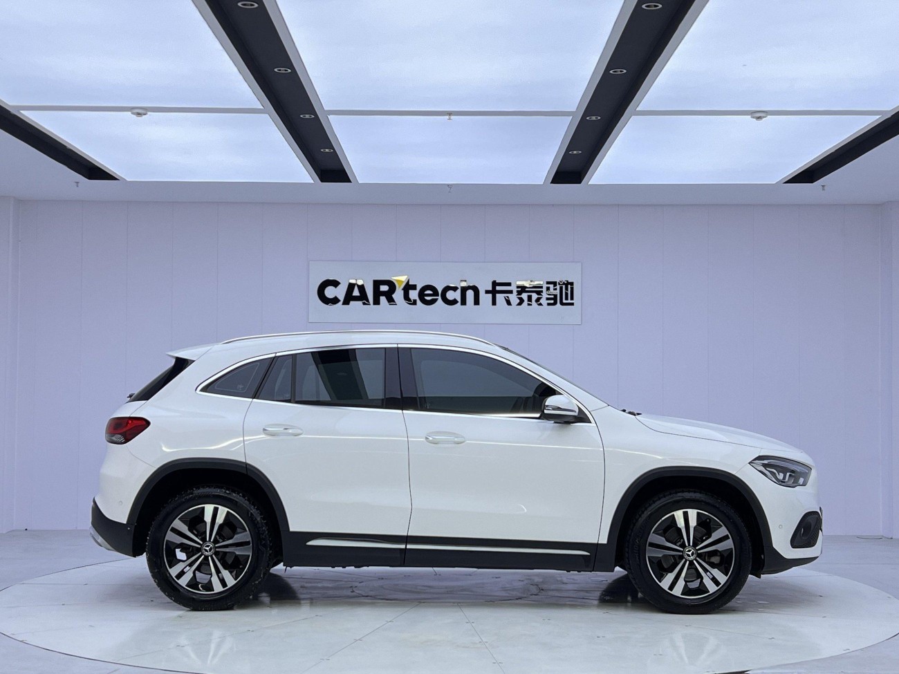 Mercedes-Benz GLA 200 2020