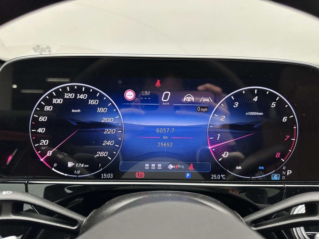 Mercedes-Benz E 300 L 2025