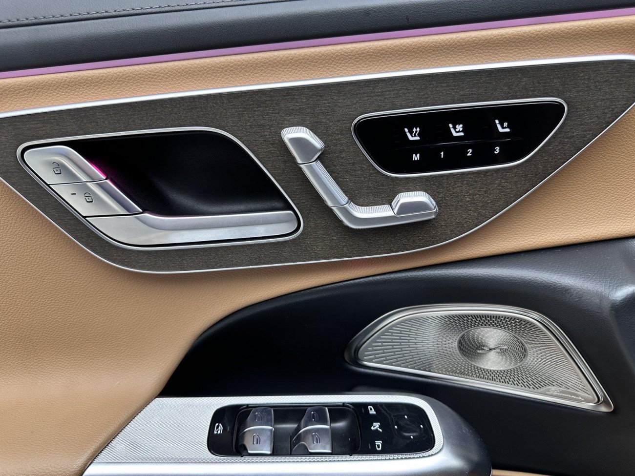 Mercedes-Benz E 300 L 2025