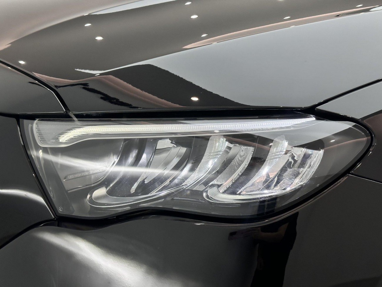 Mercedes-Benz E 300 L 2025