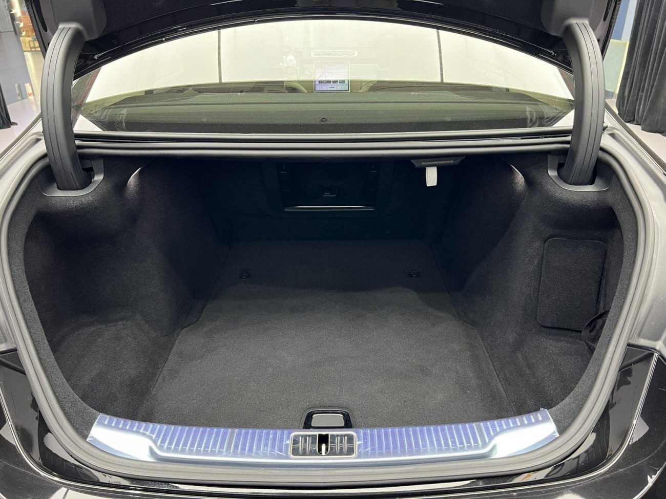 Mercedes-Benz S 480 4MATIC 2024