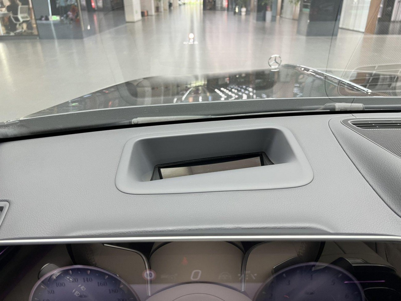 Mercedes-Benz S 480 4MATIC 2024
