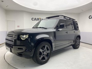 Land Rover Defender 2023