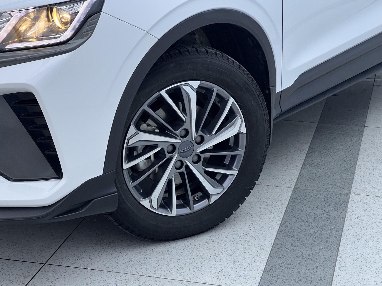 Geely Coolray 2023
