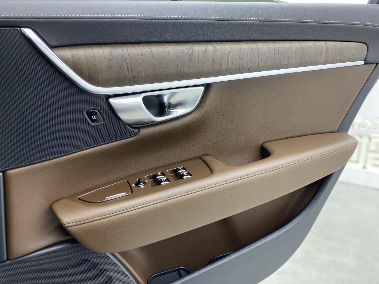 Volvo S90 2023
