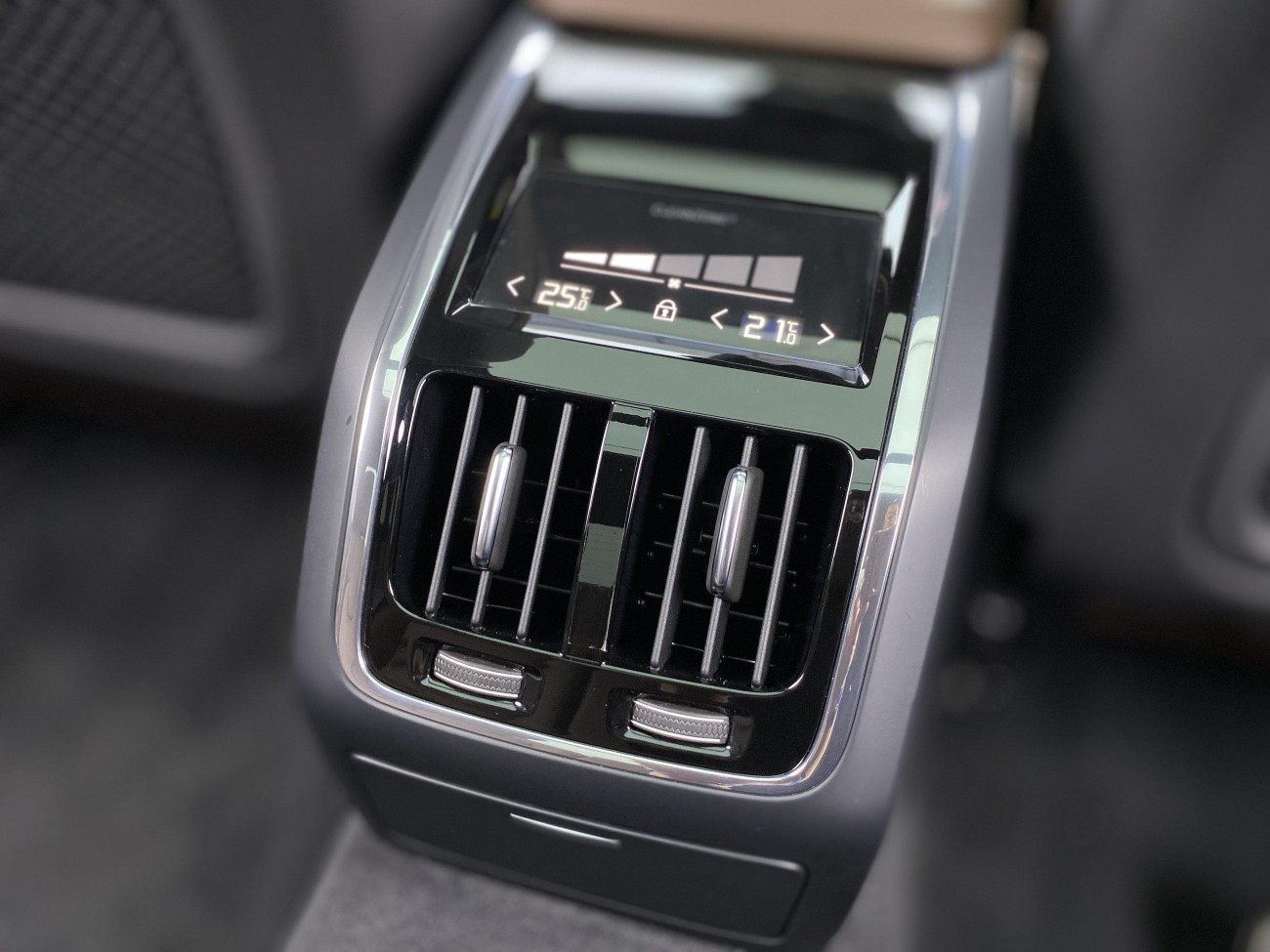 Volvo S90 2023