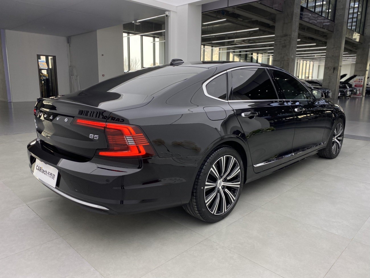 Volvo S90 2023