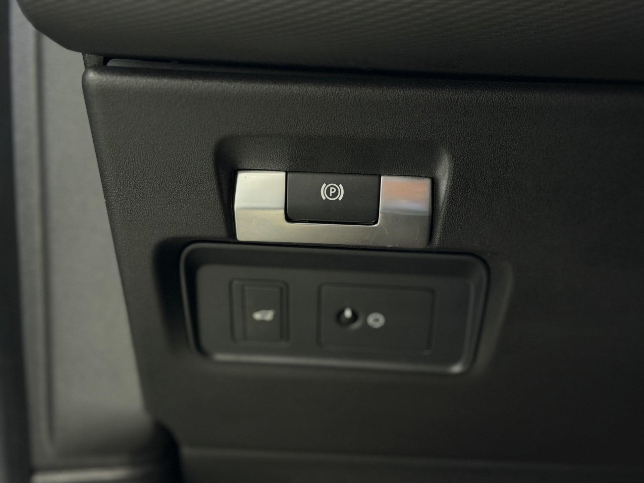 Land Rover Discovery Sport 2023