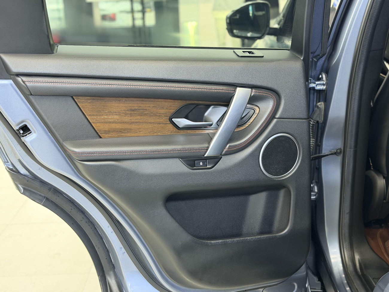 Land Rover Discovery Sport 2023