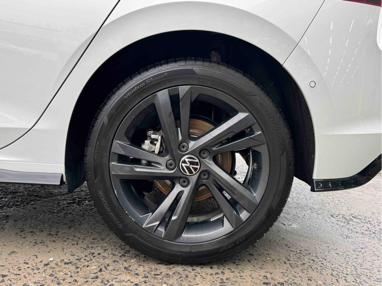 Volkswagen Golf 2004
