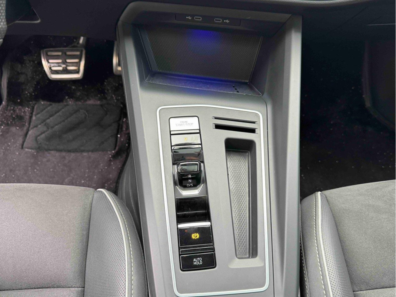 Volkswagen Golf 2004