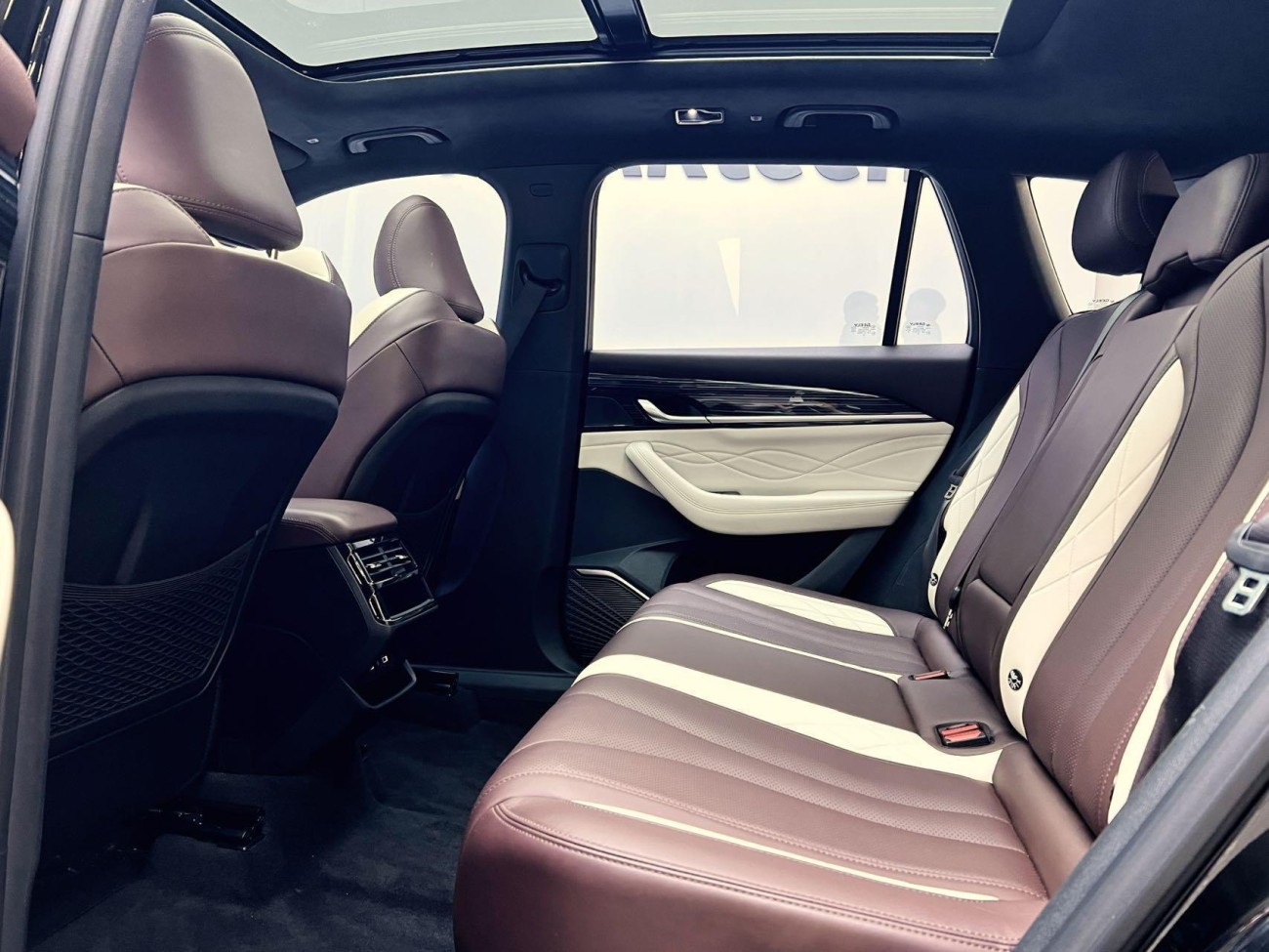 Geely Xingyue L 2022
