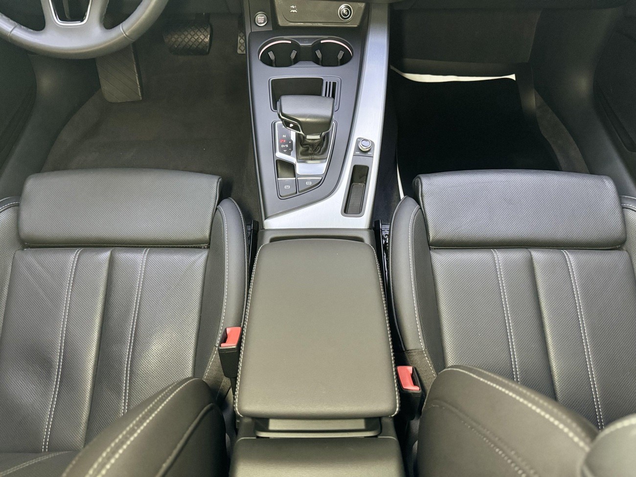 Audi A4L 40 TFSI 2023