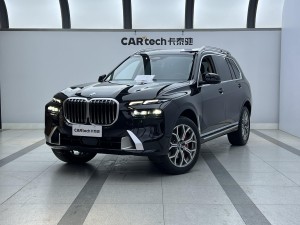 BMW X7 2025