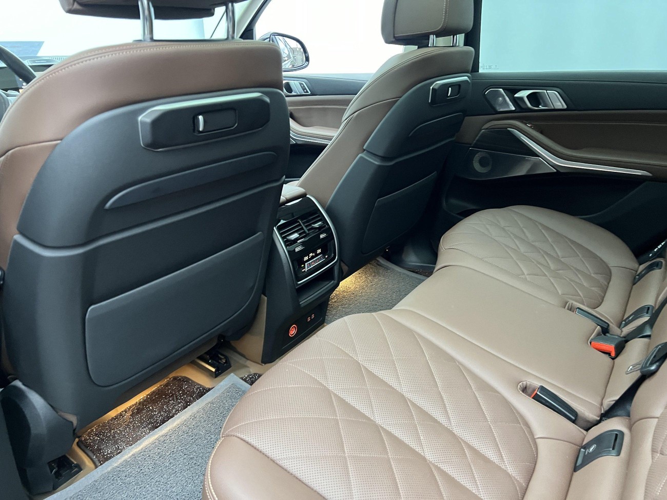 BMW X7 2025