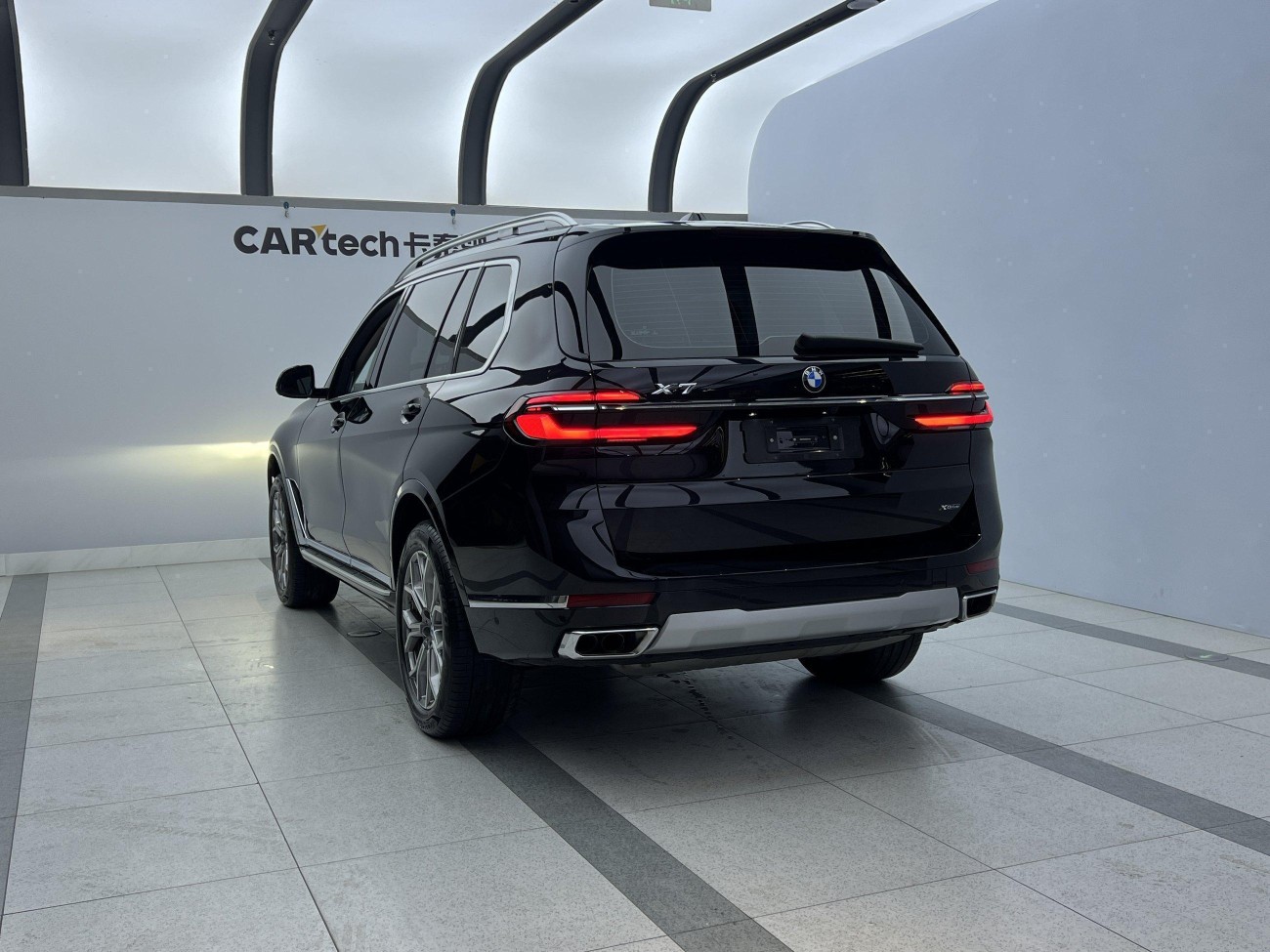 BMW X7 2025