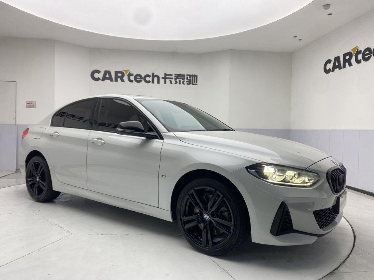 BMW 125i 2023