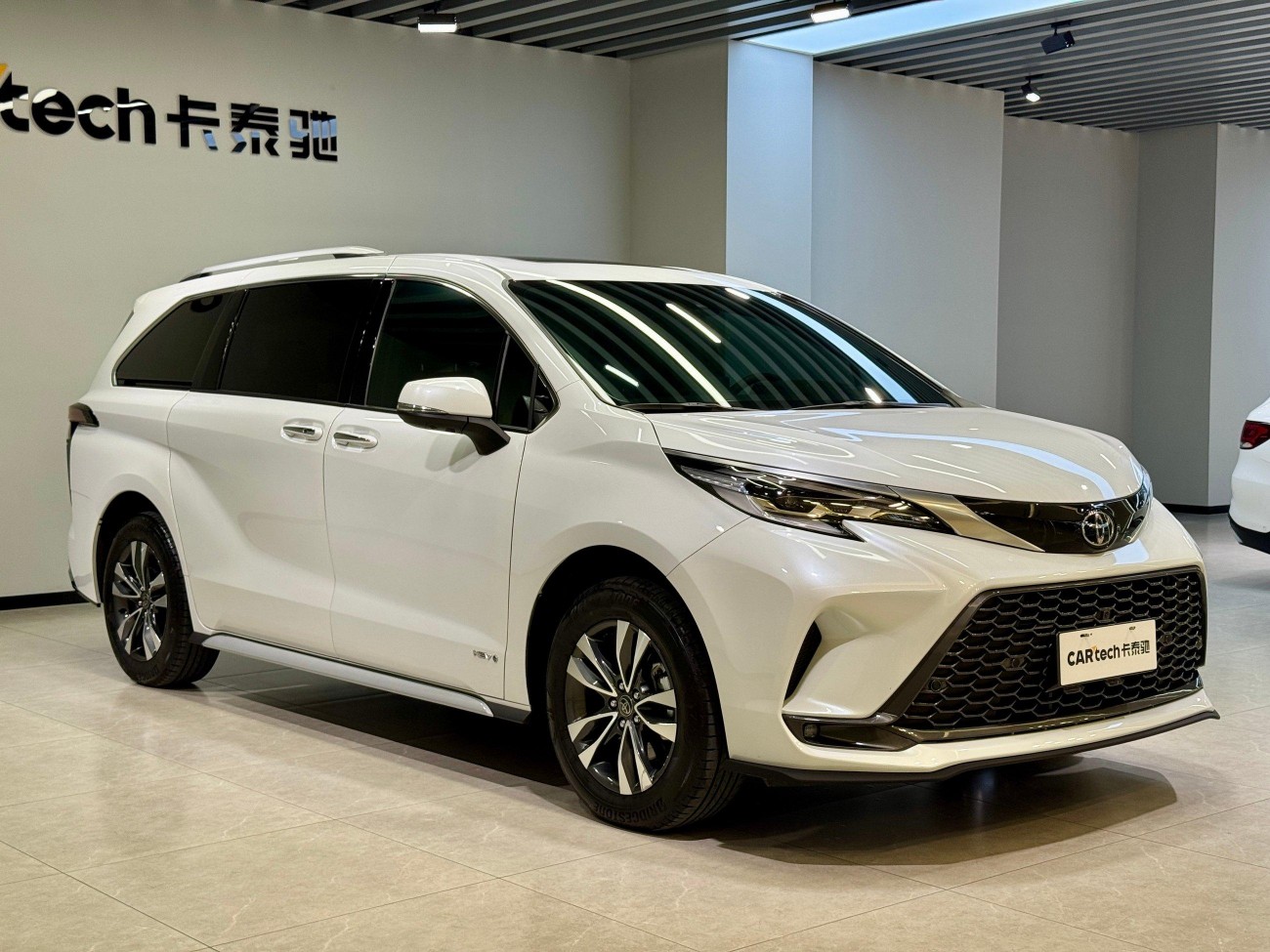 Toyota Granvia 2025