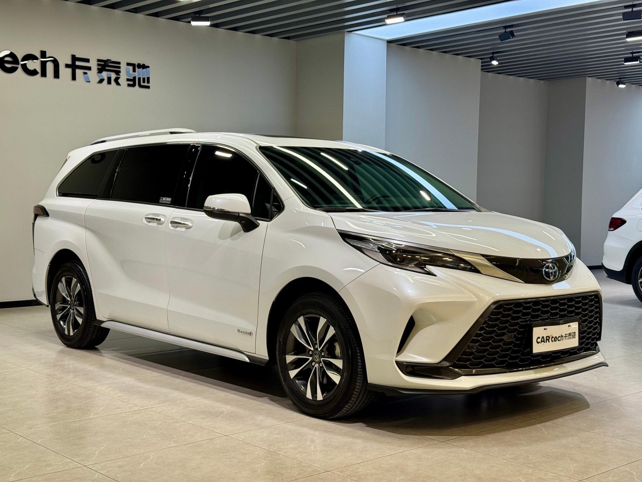 Toyota Granvia 2024